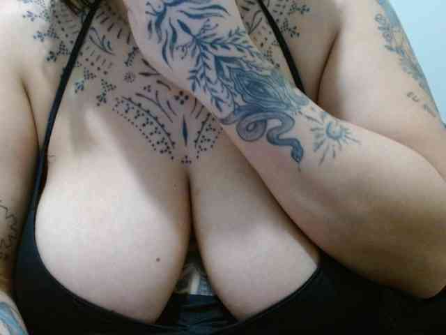 Lilithfire's sex show image