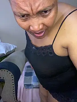 Изображение секс-шоу модели Amandious