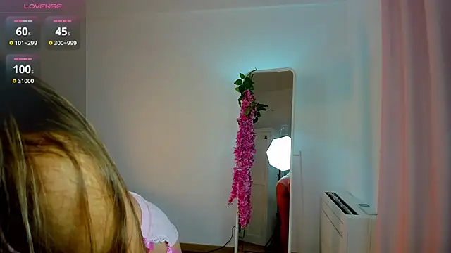 lisa_poetry's sex show image