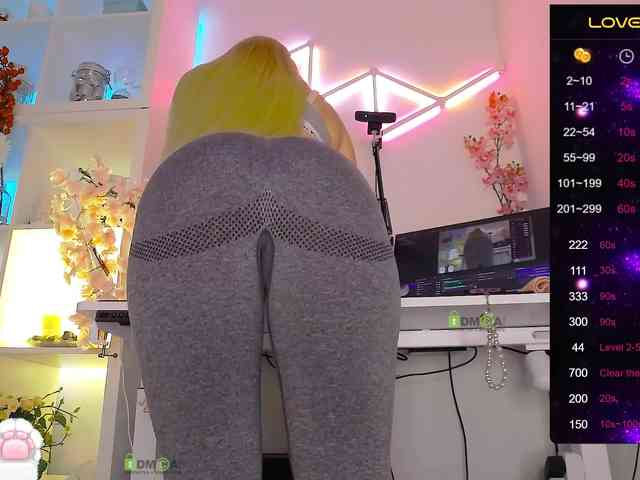 ELENA-XXX's sex show image