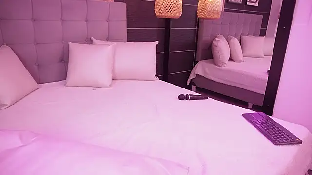 BellaLatinaTS's sex show image