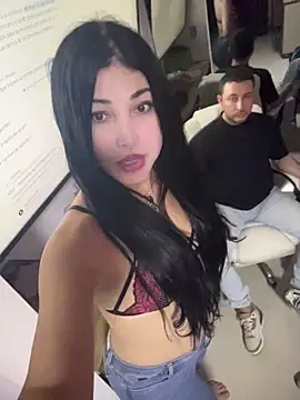 BellaLatinaTS's sex show image