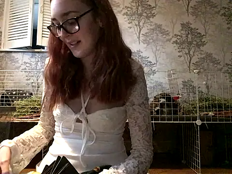 ivysplayhouse's sex show image