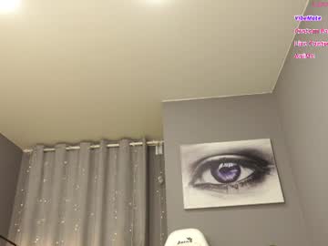 meganiex's sex show image