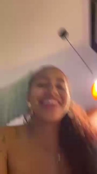 Изображение секс-шоу модели Iammeloddy777