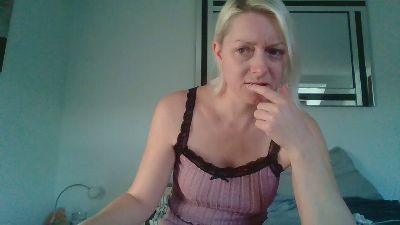 British_Kim's sex show image