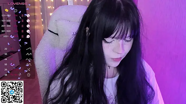 SelenaCute's sex show image
