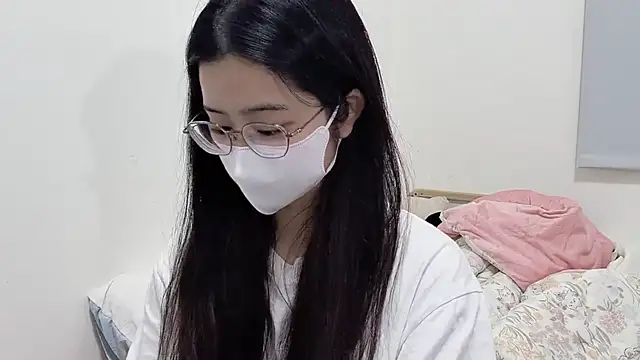 LHeart's sex show image LHeart's sex show image