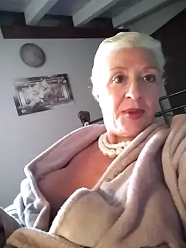 Sexshow-Bild von divinaerotica