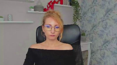 CinderellaMoon's sex show image