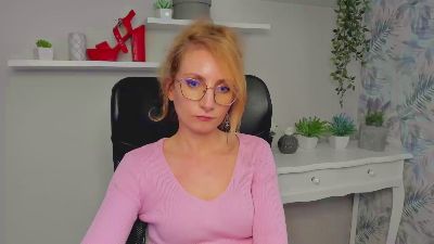 CinderellaMoon's sex show image