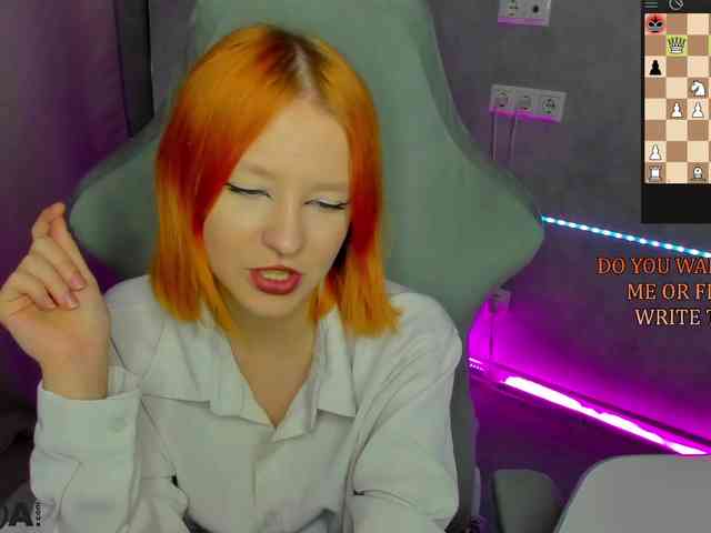 Emma-Dusk's sex show image