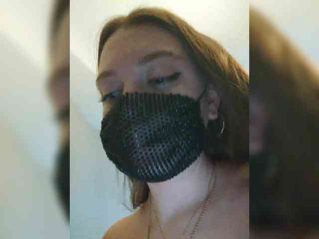 LolaTorr's sex show image