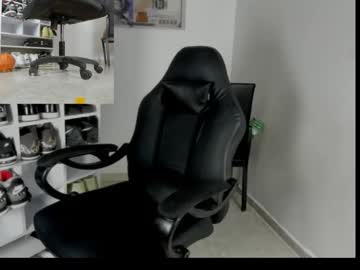 queen_findom1's sex show image