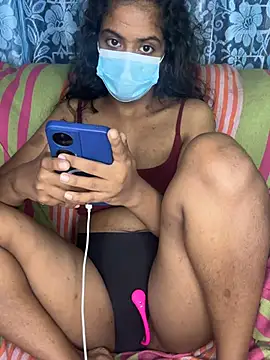 Изображение секс-шоу модели SukiyamaAsia Изображение секс-шоу модели SukiyamaAsia