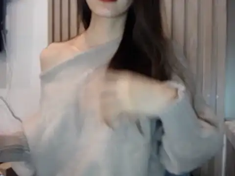 Elysia_babiiu's sex show image