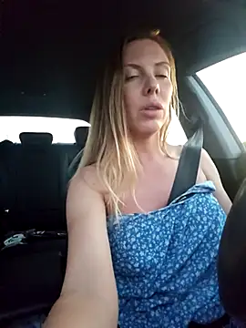 Nova-Lee's sex show image