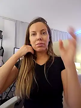 Nova-Lee's sex show image