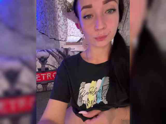 AureliyXXX's sex show image
