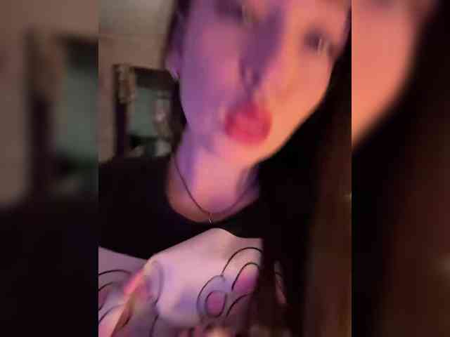 AureliyXXX's sex show image