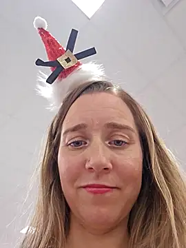 SkyelarSommer's sex show image