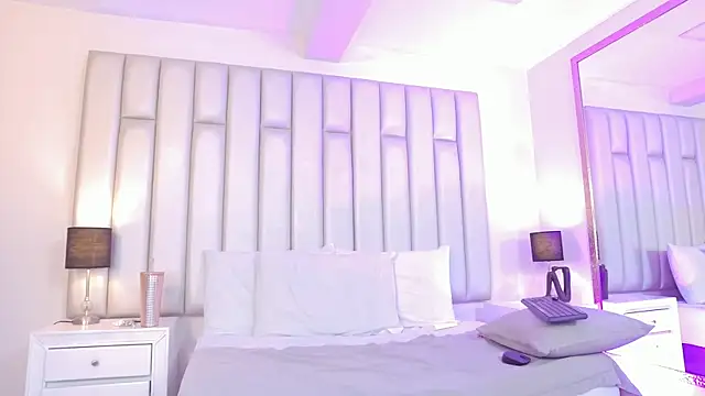 aandreaperez's sex show image