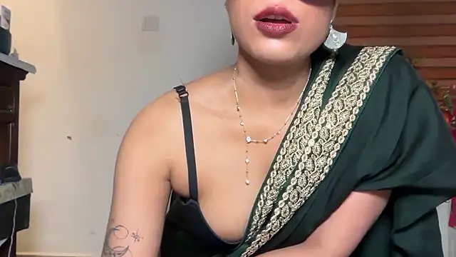 LucytheDevilQueen's sex show image