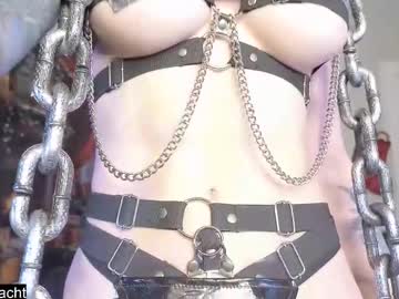 Изображение секс-шоу модели ivey_strigoi Изображение секс-шоу модели ivey_strigoi