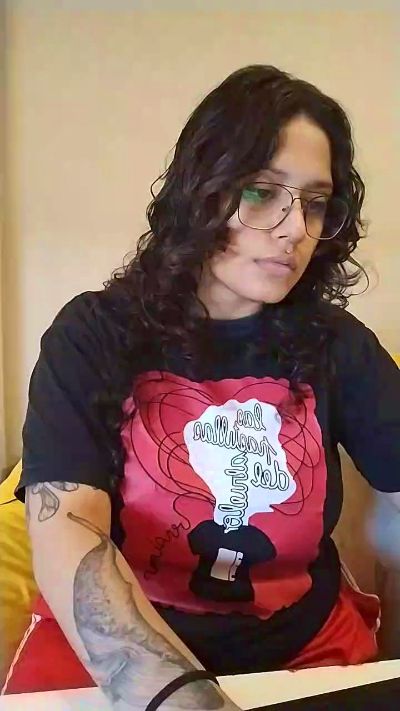 Sexshow-Bild von yourlaatingirl