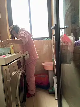 chick-888's sex show image