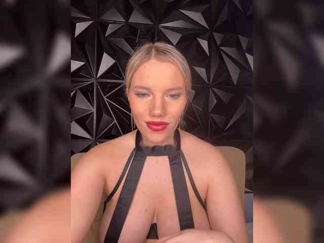 Изображение секс-шоу модели LYLAtop