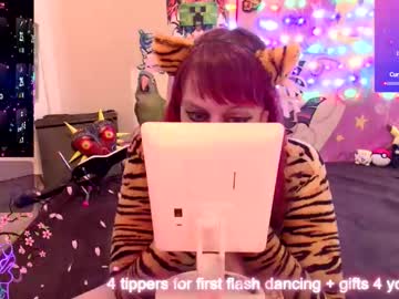 babyzelda's sex show image