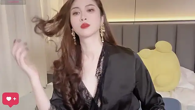 Изображение секс-шоу модели wuyueaini