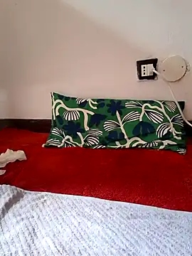 lola9393girl's sex show image