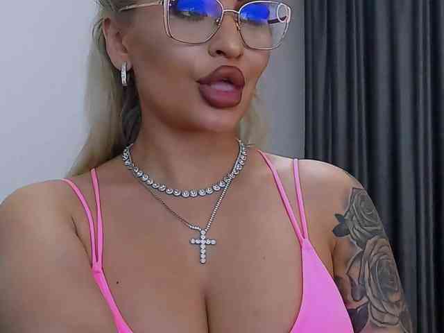 lovelyblondyx's sex show image