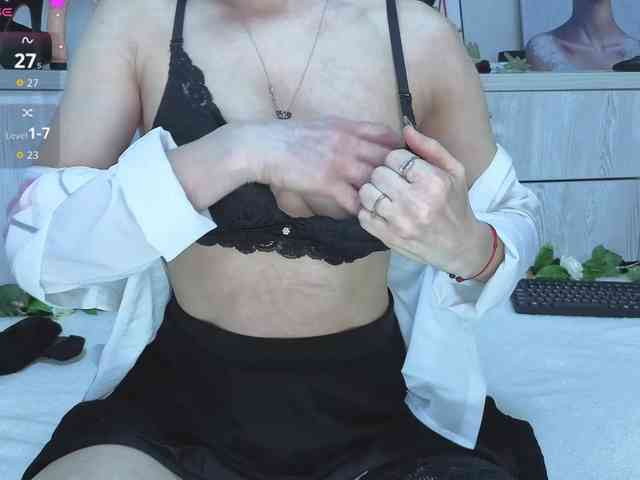 Sexshow-Bild von famouswomen