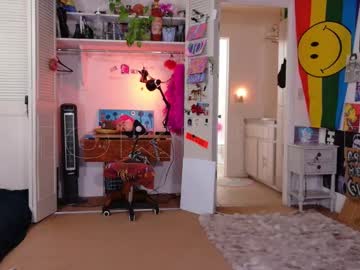 smokihippi's sex show image