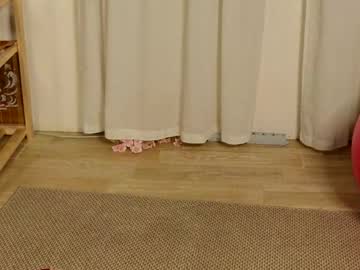 twistlatte's sex show image