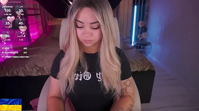 SusieWood's sex show image