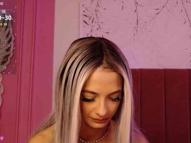 PinkySparkss's sex show image