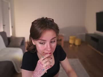 elannand's sex show image