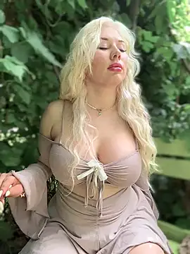 LaraHollywood's sex show image
