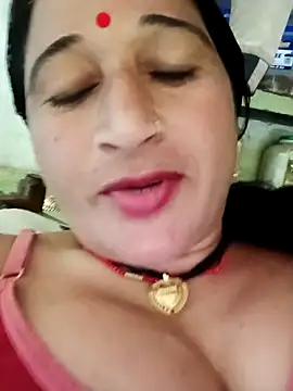 Изображение секс-шоу модели Haliya88