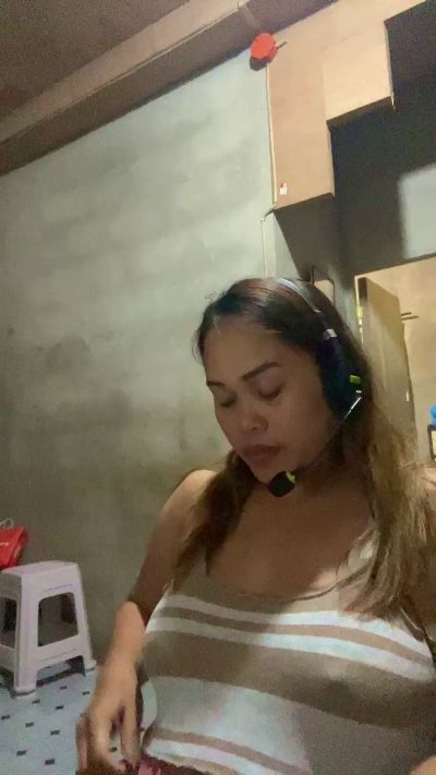 Cheche3092's sex show image