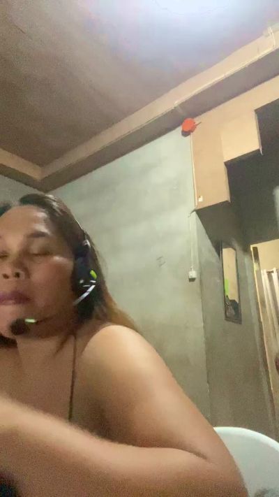 Cheche3092's sex show image