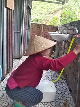 Helen-Tran's sex show image