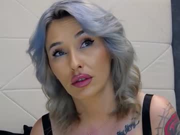 issasmyth's sex show image