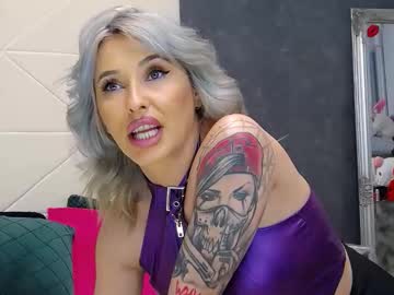 issasmyth's sex show image