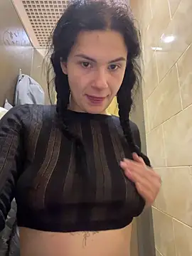 MiraReach's sex show image