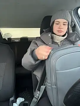 Изображение секс-шоу модели MiraReach